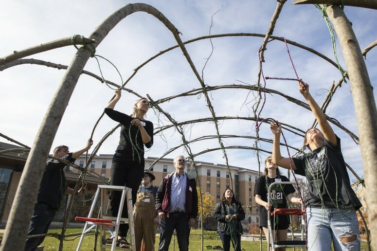 Building of Ho-Chunk structure on campus promotes awareness of Indigenous land history